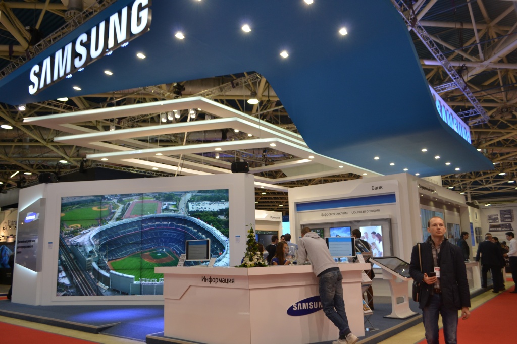 Samsung ISR 2014 reception & videowall